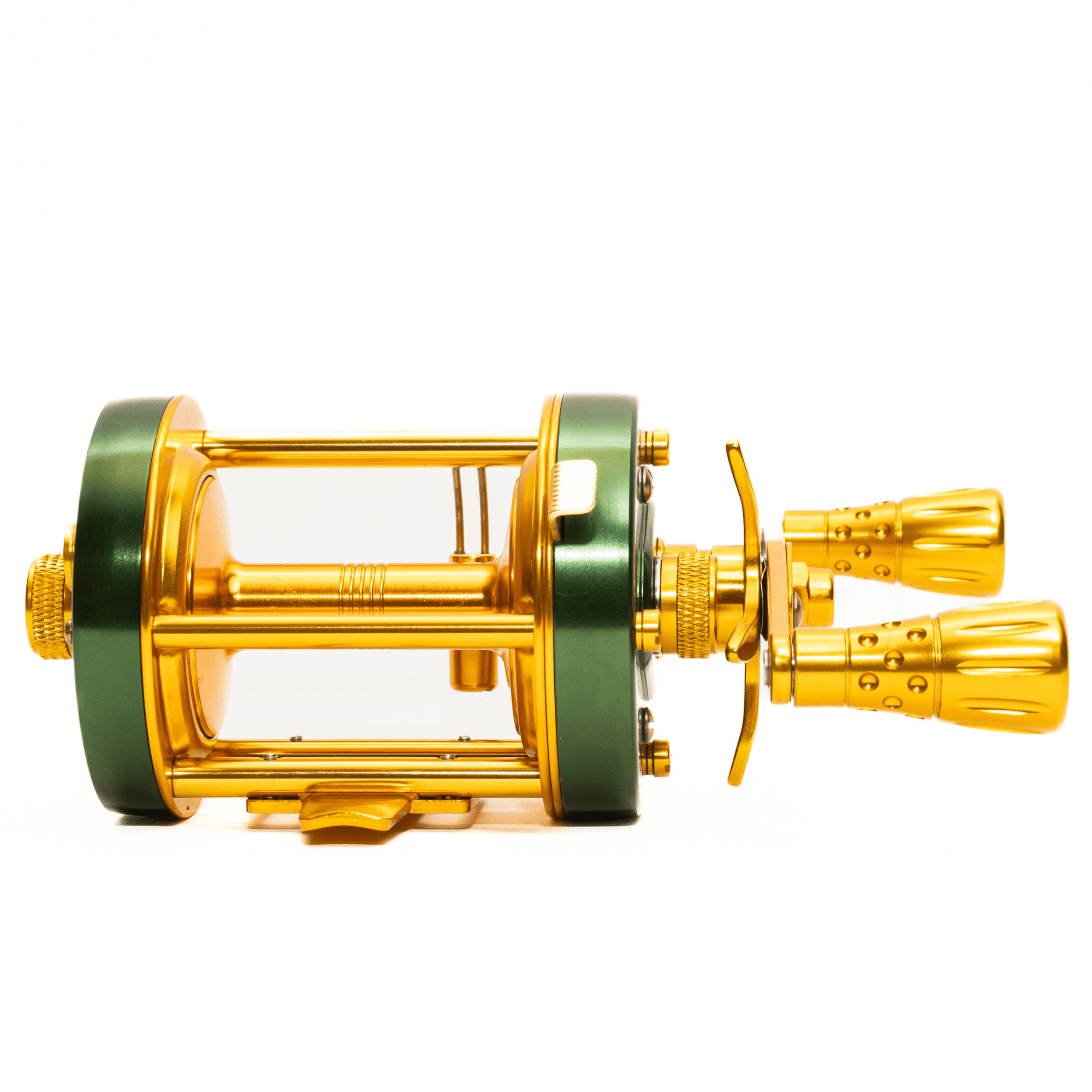 Catfish Pro 6800 CTS Round Baitcaster Reel